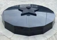 Пьедестал гранит (518247) монтаж плита вечного огня монолит - массив  в Нижневартовске