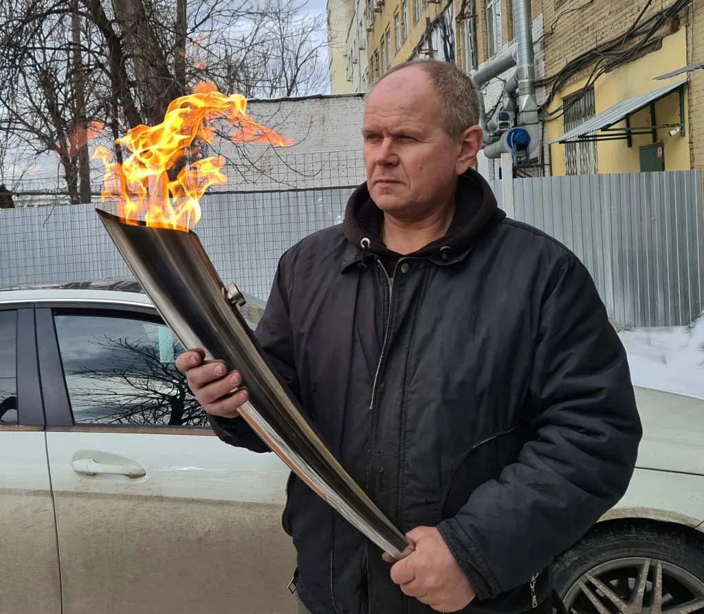 Факелы газовые для эстафеты Олимпийского огня в Нижневартовске