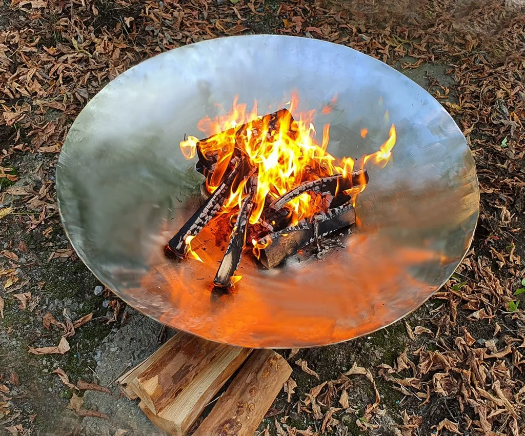 Очаг для костра из нержавеющей стали - диаметр 1 метр, толщина стенки 5 мм. на заказ в Нижневартовске 